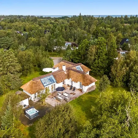 Verner - 900m From The Sea By Interhome *