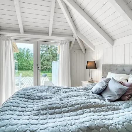 Verner - 900m From The Sea By Interhome
